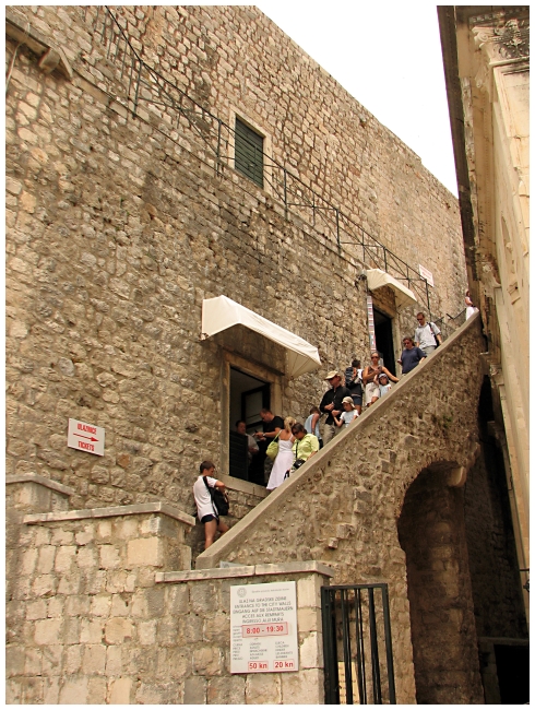 IMG_7190 Entrance to the City Walls