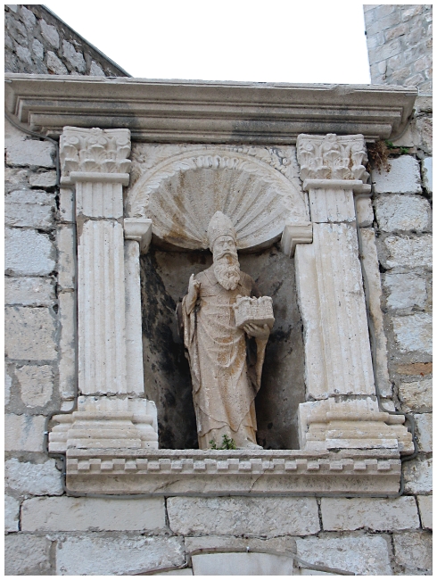 IMG_7390 Saint Blaise holding Dubrovnik in his hand at Ploce Gate