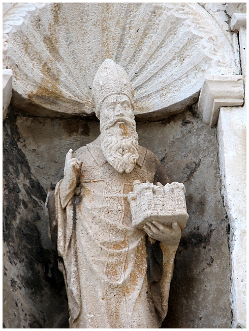 IMG_7391 Saint Blaise holding Dubrovnik in his hand at Ploce Gate